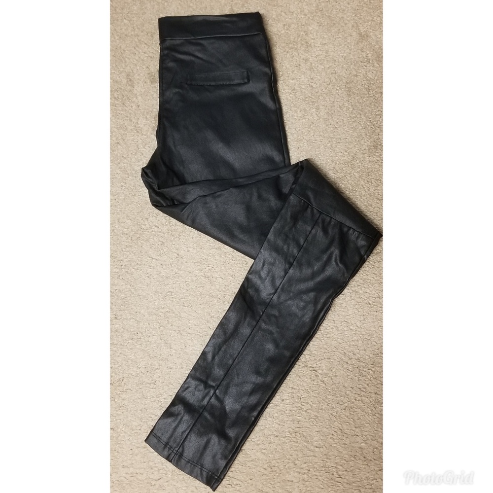 RED Saks Fifth Avenue Leggings